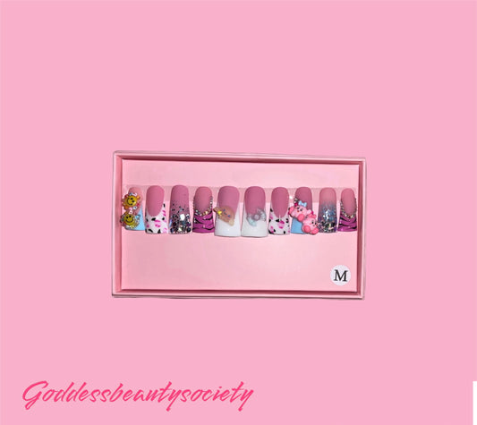 G.B.SLLC 100% Hand-Made Press On Nails Kirby Duckies Set